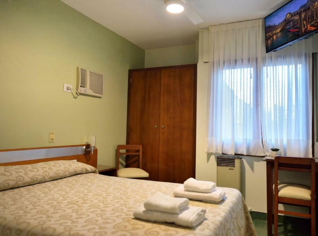 Bed and Breakfast Residencial Italia Córdoba Zewnętrze zdjęcie