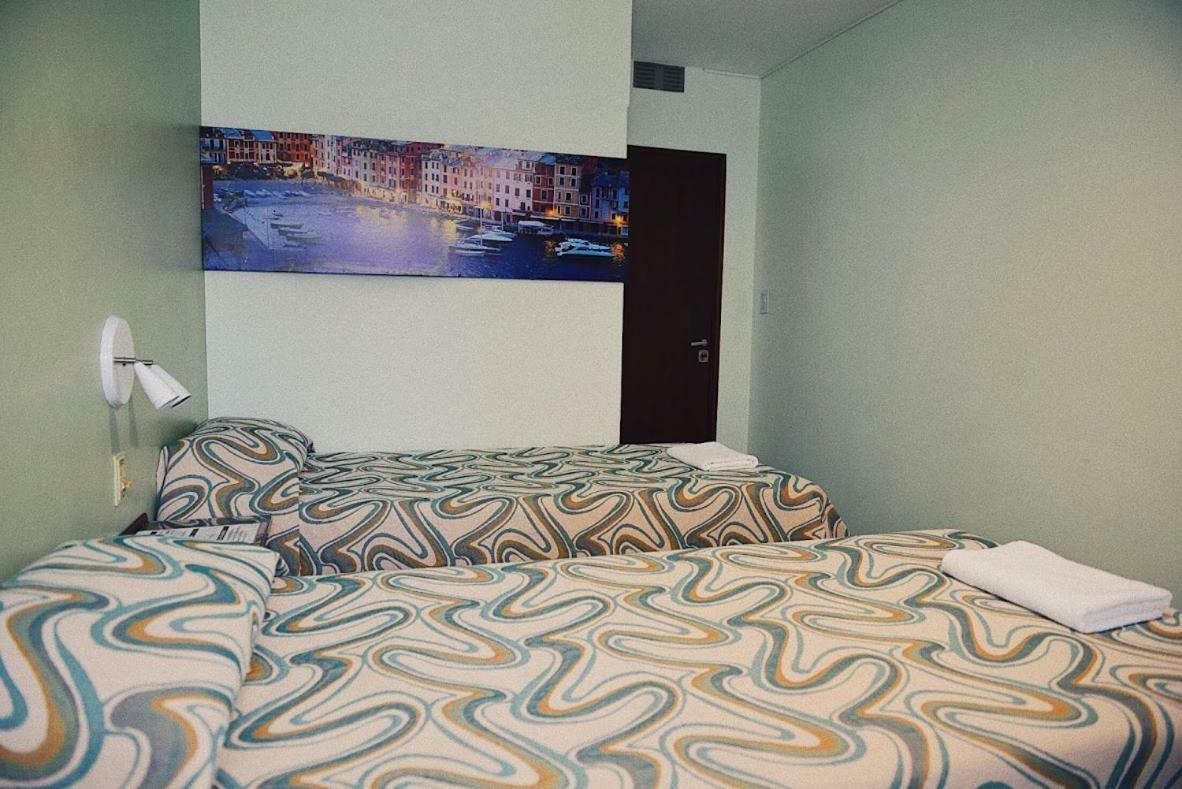 Bed and Breakfast Residencial Italia Córdoba Zewnętrze zdjęcie